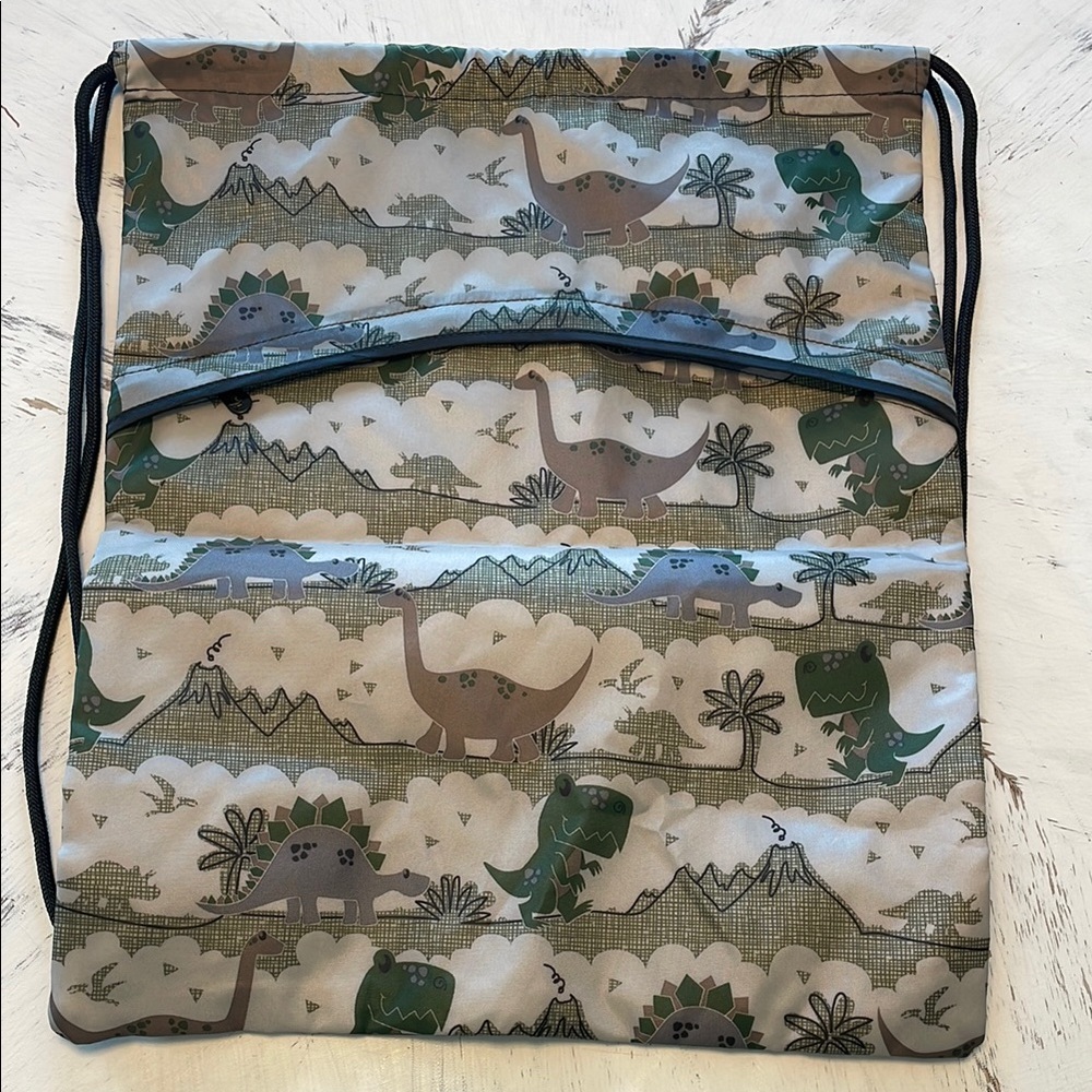 Thirty-One Cinch Sac Dinosaur Backpack New without tags